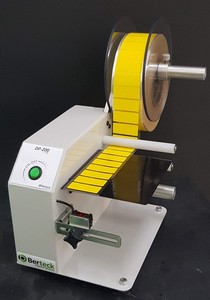 Dispensador automático de etiquetas