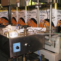 Etiquetadora de latas