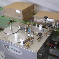 Fornecedor de etiquetadora linear